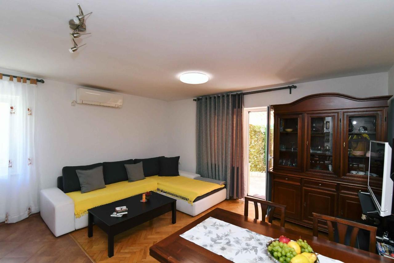 Apartment Leon Opatija Exterior photo